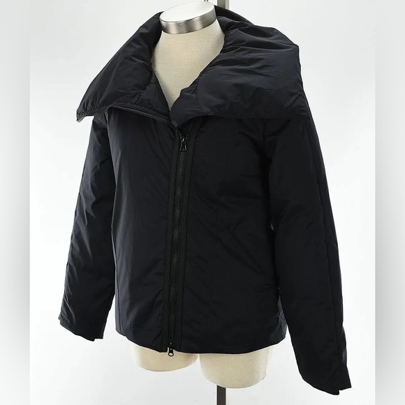 Women's Black DOWN Filled Ski Jacket NWT - Picture 9 of 15